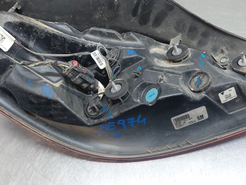 Recambio de piloto trasero derecho para opel insignia a (g09) 1.6 cdti (68) referencia OEM IAM 39024201  