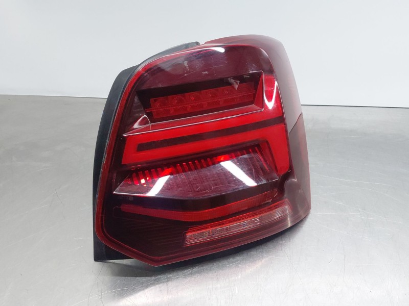 Recambio de piloto trasero derecho para volkswagen polo v (6r1, 6c1) 1.2 tsi referencia OEM IAM 6R0945096AH  