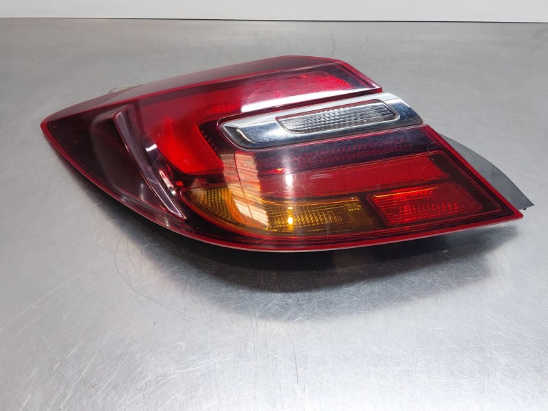 Recambio de piloto trasero izquierdo para opel insignia a (g09) 1.6 cdti (68) referencia OEM IAM 39024200  