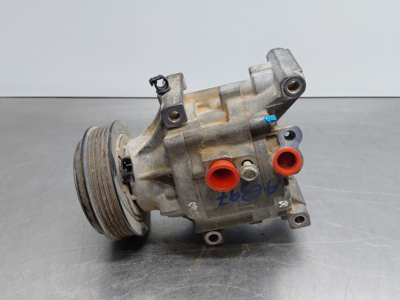 Recambio de compresor aire acondicionado para fiat 500 dolcevita referencia OEM IAM 52121921  