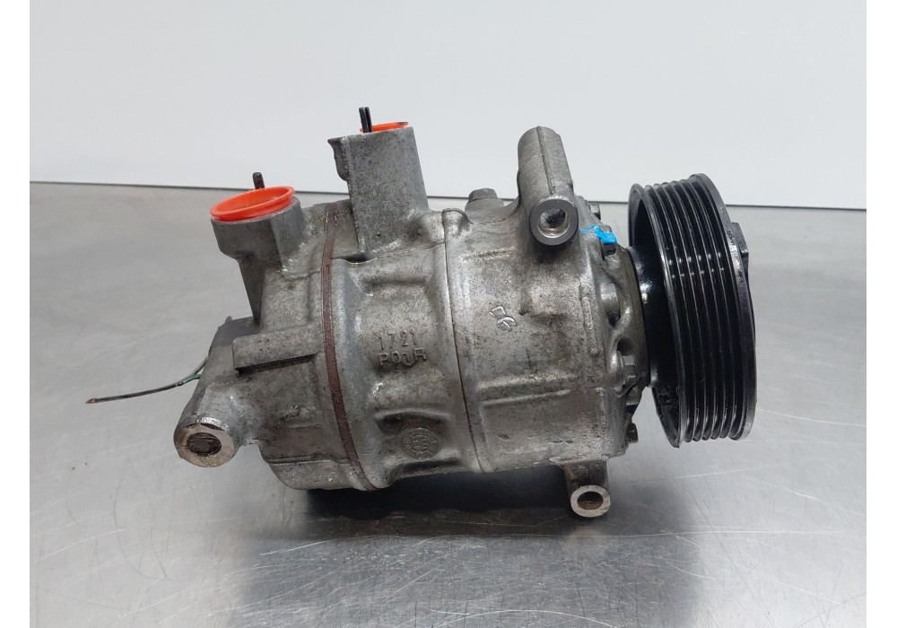 Recambio de compresor aire acondicionado para volkswagen polo v (6r1, 6c1) 1.2 tsi referencia OEM IAM 5K0820803C  