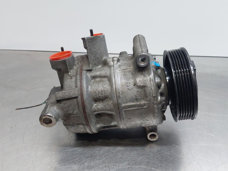Recambio de compresor aire acondicionado para volkswagen polo v (6r1, 6c1) 1.2 tsi referencia OEM IAM 5K0820803C  