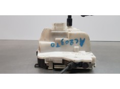 Recambio de cerradura puerta trasera derecha para renault laguna ii (bg0) confort dynamique referencia OEM IAM 8200000658 4 PINE