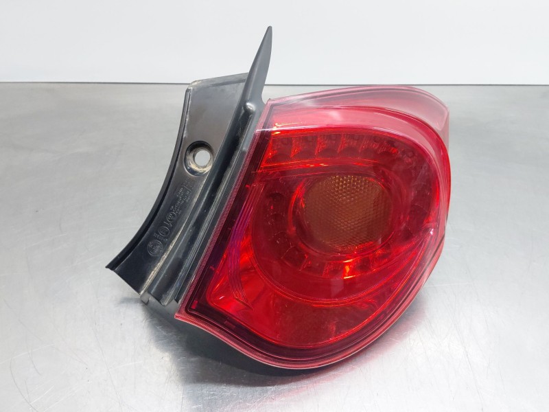 Recambio de piloto trasero derecho para alfa romeo giulietta (191) lusso referencia OEM IAM 50513612  