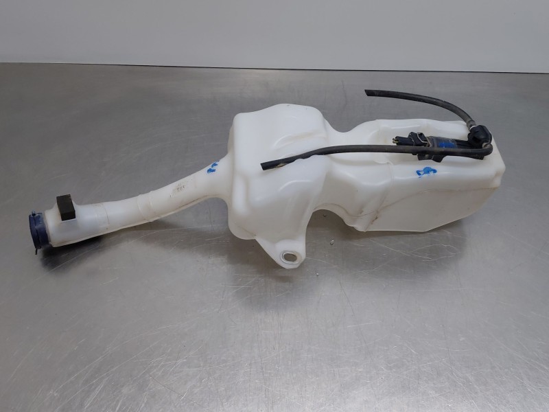 Recambio de deposito limpia para fiat 500 dolcevita referencia OEM IAM 52109341  