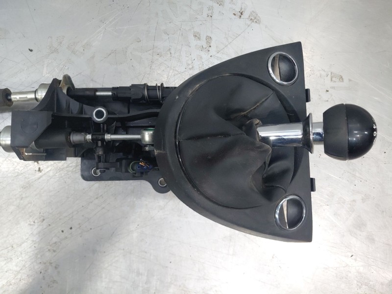 Recambio de palanca cambio para fiat 500 dolcevita referencia OEM IAM 55254031 50296825 