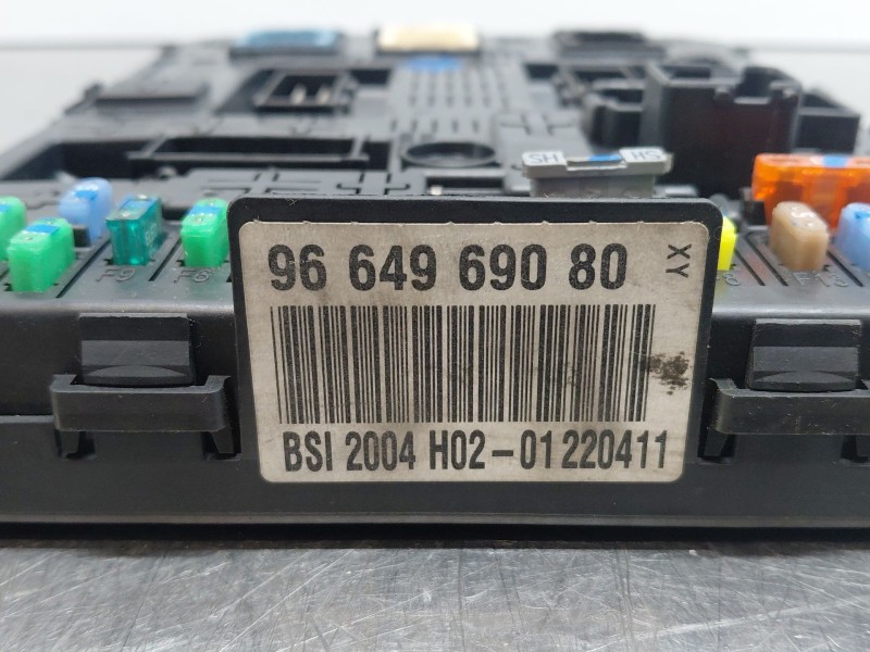 Recambio de caja reles / fusibles para citroën c4 coupé (la_) 1.6 hdi referencia OEM IAM 9664969080  