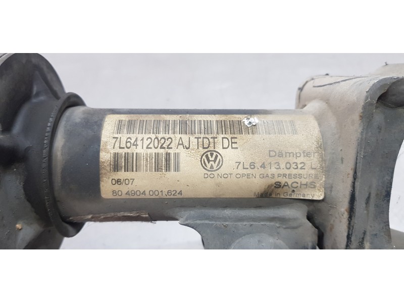 Recambio de amortiguador delantero derecho para volkswagen touareg (7l6) v6 tdi referencia OEM IAM 7L6413032S  