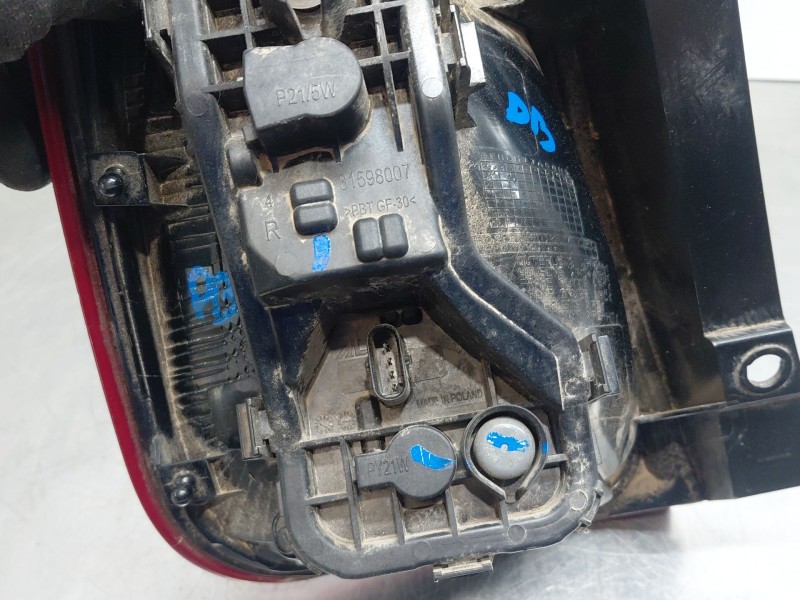 Recambio de piloto trasero derecho para fiat 500 dolcevita referencia OEM IAM 52007422  