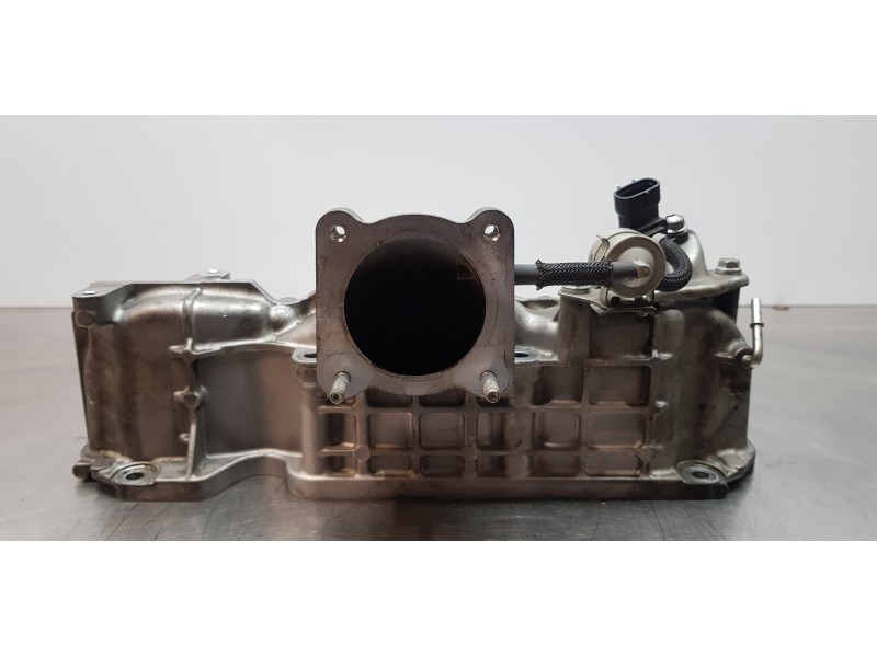 Recambio de colector admision para toyota avensis (t27) executive referencia OEM IAM 171010R020   Recambio de colector admision para toyota avensis (t27) executive referencia OEM IAM 171010R020