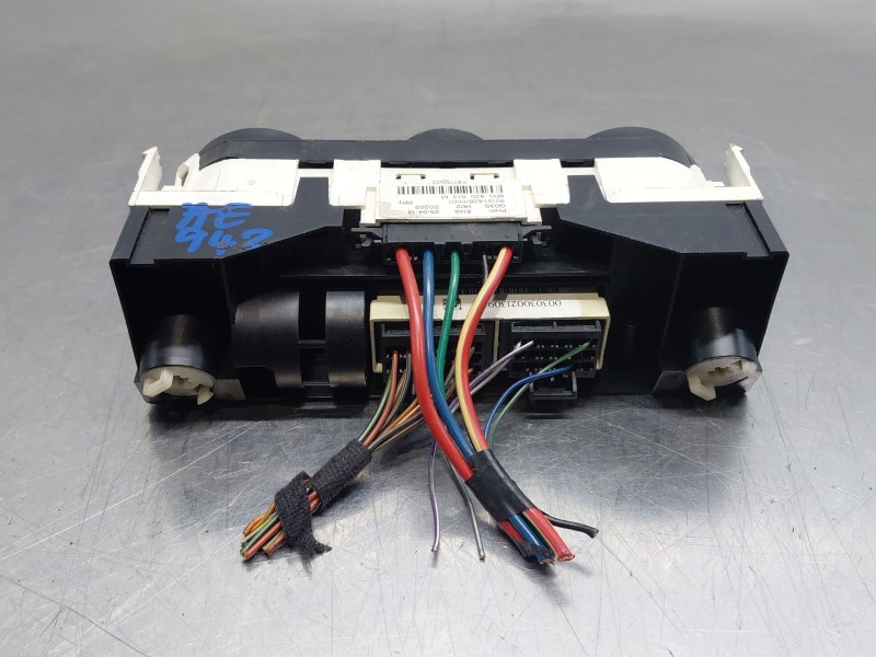 Recambio de mando climatizador para volkswagen polo v (6r1, 6c1) 1.2 tsi referencia OEM IAM 6R0820045M  