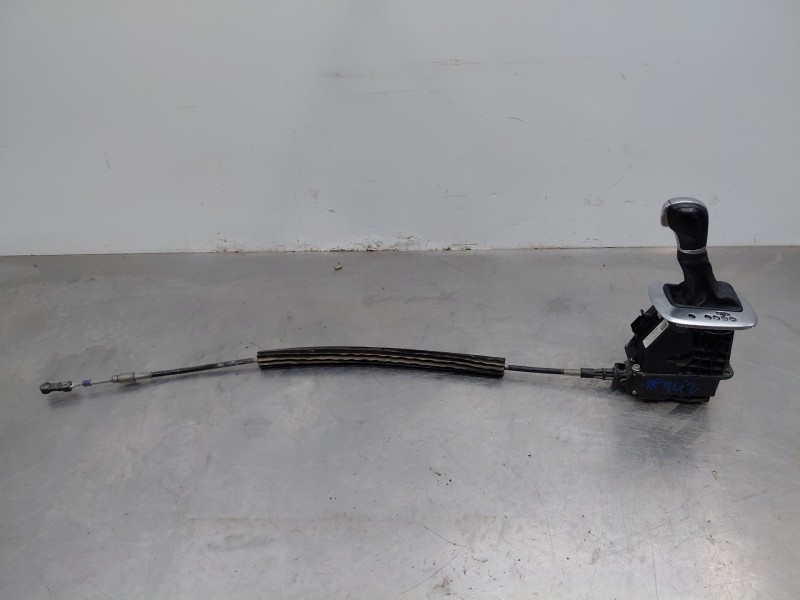 Recambio de palanca cambio para volkswagen polo v (6r1, 6c1) 1.2 tsi referencia OEM IAM 6R1713025AH  