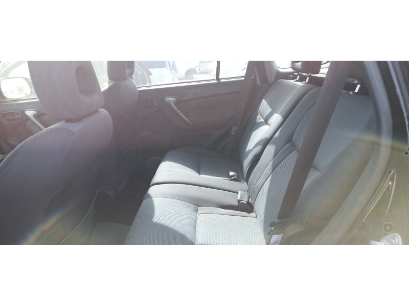 toyota rav 4 (a2) del año 2004