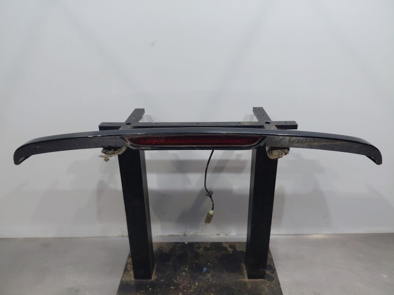 Recambio de aleron trasero para mg zs suv referencia OEM IAM   