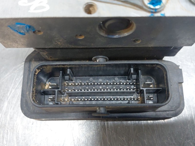 Recambio de abs para mg zs suv referencia OEM IAM   