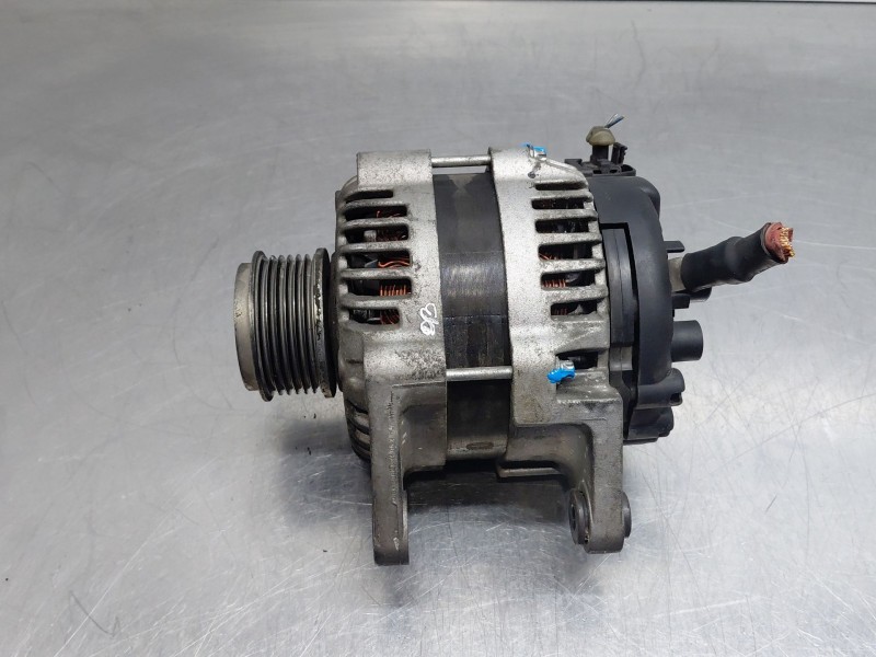 Recambio de alternador para opel astra j (p10) 1.7 cdti (68) referencia OEM IAM   