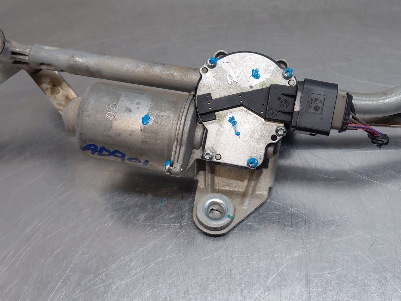 Recambio de motor limpia delantero para mg zs suv referencia OEM IAM   
