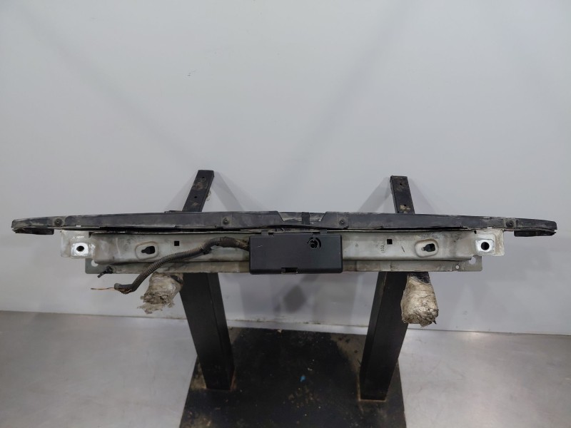 Recambio de panel frontal para opel insignia a (g09) 1.6 cdti (68) referencia OEM IAM 22798560  