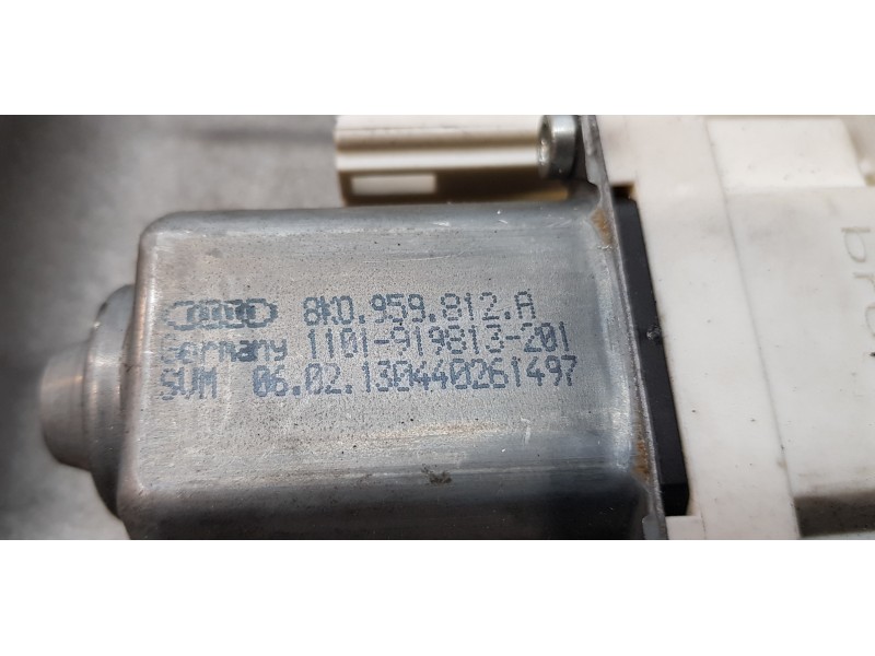 Recambio de elevalunas trasero derecho para skoda superb combi (3t5) ambition referencia OEM IAM 3T0839462   Recambio de elevalunas trasero derecho para skoda superb combi (3t5) ambition referencia OEM IAM 3T0839462