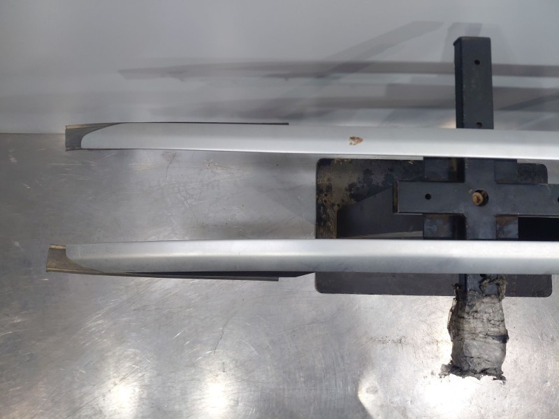 Recambio de barras techo para mg zs suv referencia OEM IAM   