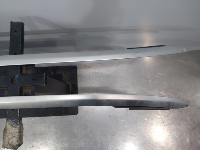 Recambio de barras techo para mg zs suv referencia OEM IAM   