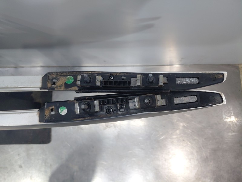 Recambio de barras techo para mg zs suv referencia OEM IAM   