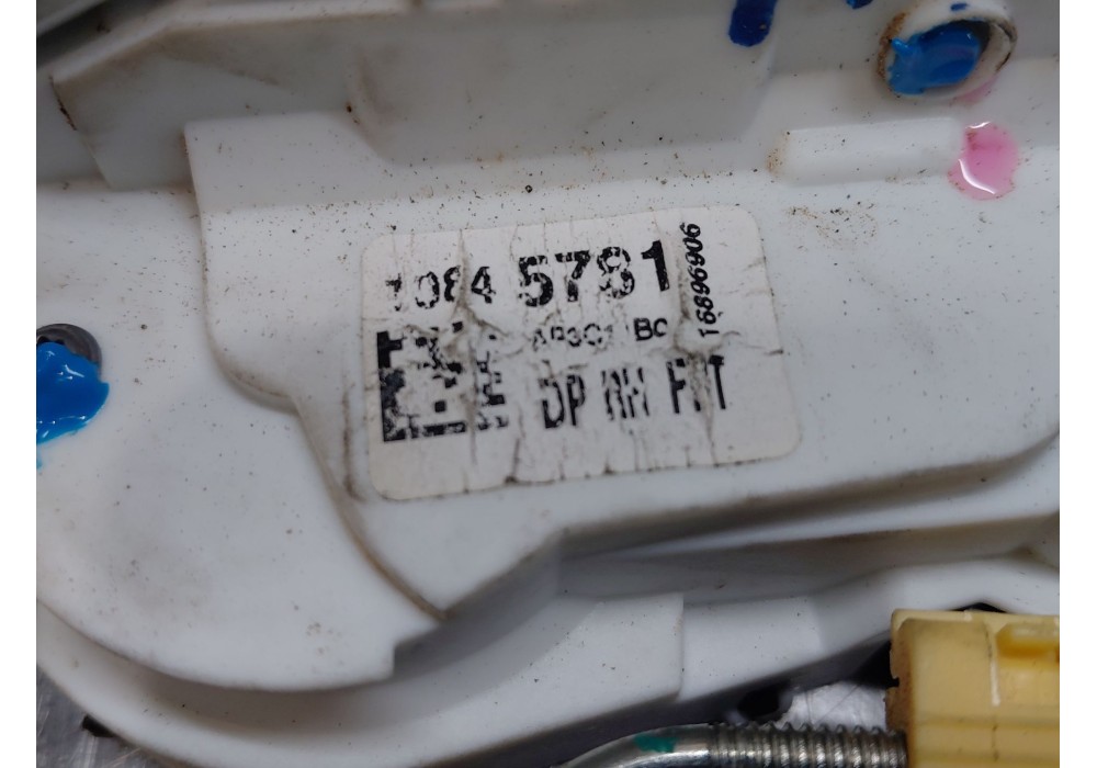 Recambio de cerradura puerta delantera derecha para mg zs suv referencia OEM IAM   
