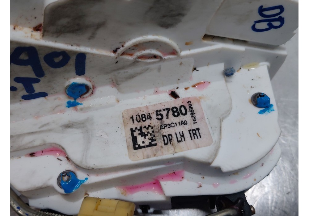 Recambio de cerradura puerta delantera izquierda para mg zs suv referencia OEM IAM   