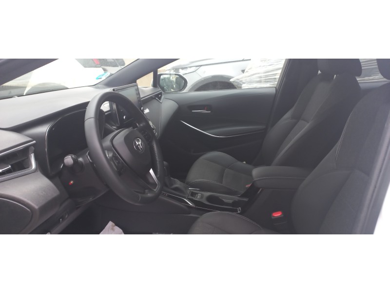 toyota corolla touring sports (e21) del año 2024