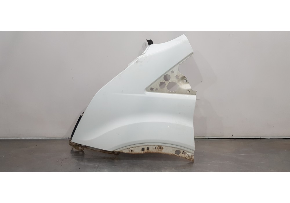 Recambio de aleta delantera izquierda para ford transit kastenwagen (ttg) 350 l2 ambiente referencia OEM IAM 2203290 PBK31V16006