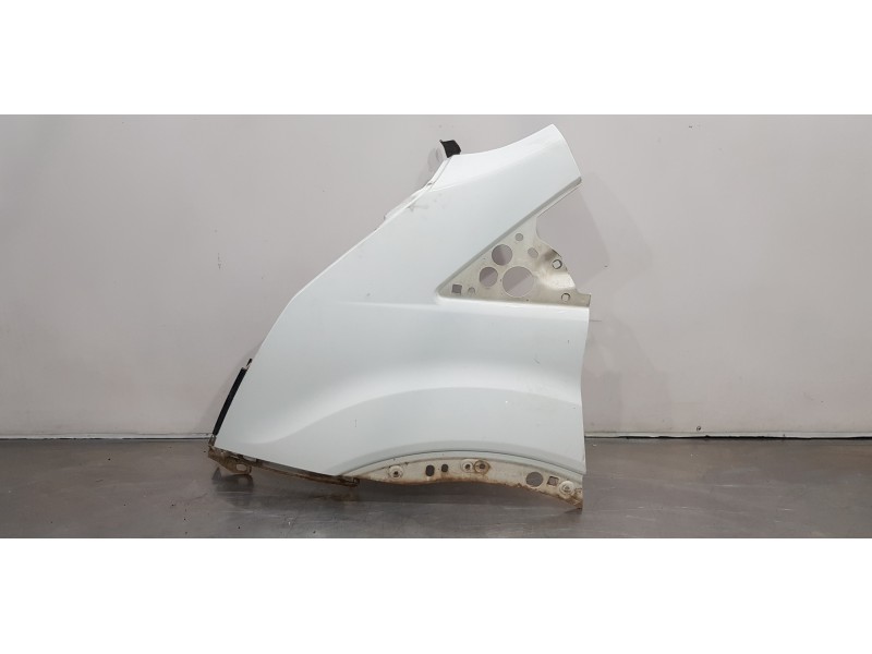 Recambio de aleta delantera izquierda para ford transit kastenwagen (ttg) 350 l2 ambiente referencia OEM IAM 2203290 PBK31V16006