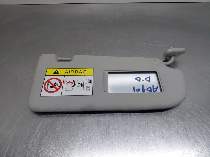 Recambio de parasol derecho para mg zs suv referencia OEM IAM   