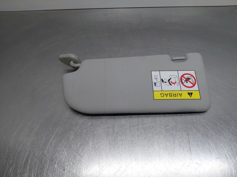 Recambio de parasol derecho para mg zs suv referencia OEM IAM   