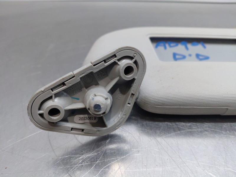 Recambio de parasol derecho para mg zs suv referencia OEM IAM   
