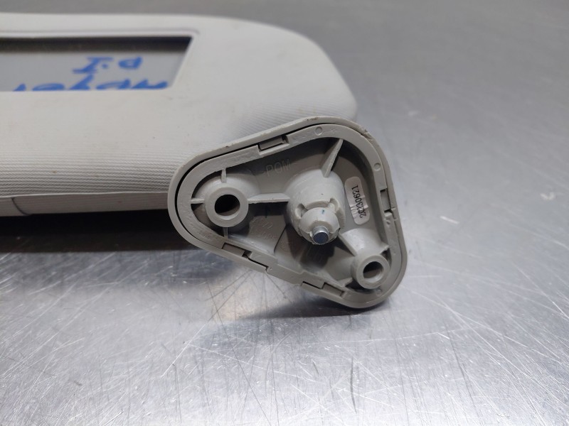 Recambio de parasol izquierdo para mg zs suv referencia OEM IAM   