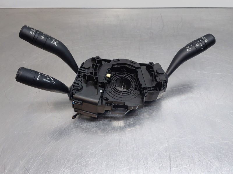 Recambio de mando multifuncion para mg zs suv referencia OEM IAM   