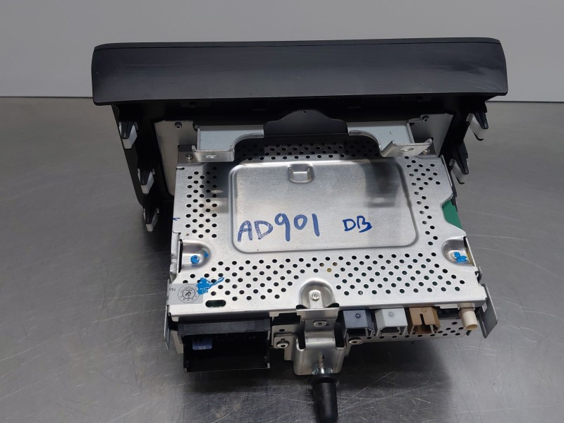 Recambio de pantalla multifuncion para mg zs suv referencia OEM IAM   