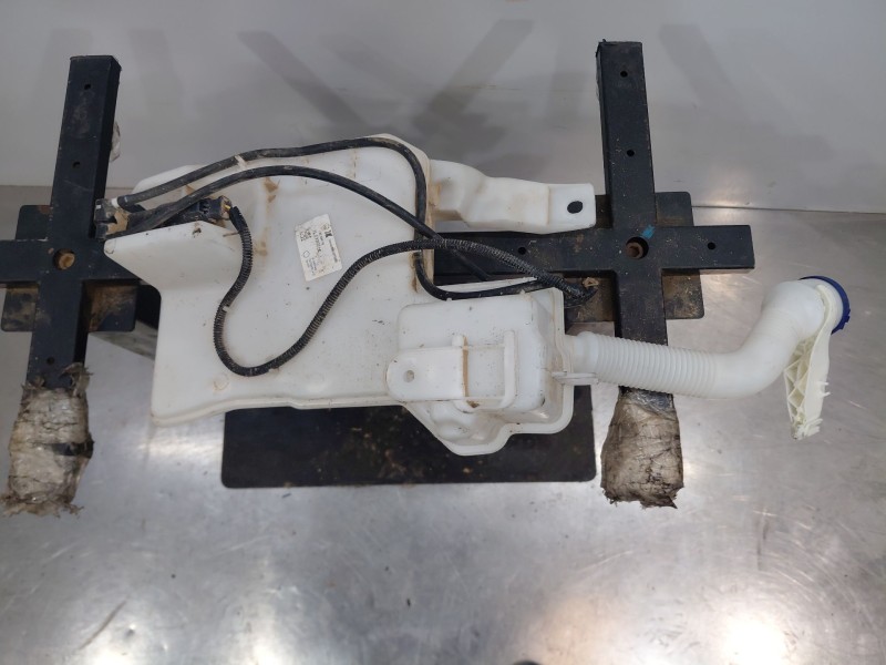Recambio de deposito limpia para peugeot 2008 (p2) allure puretech referencia OEM IAM   