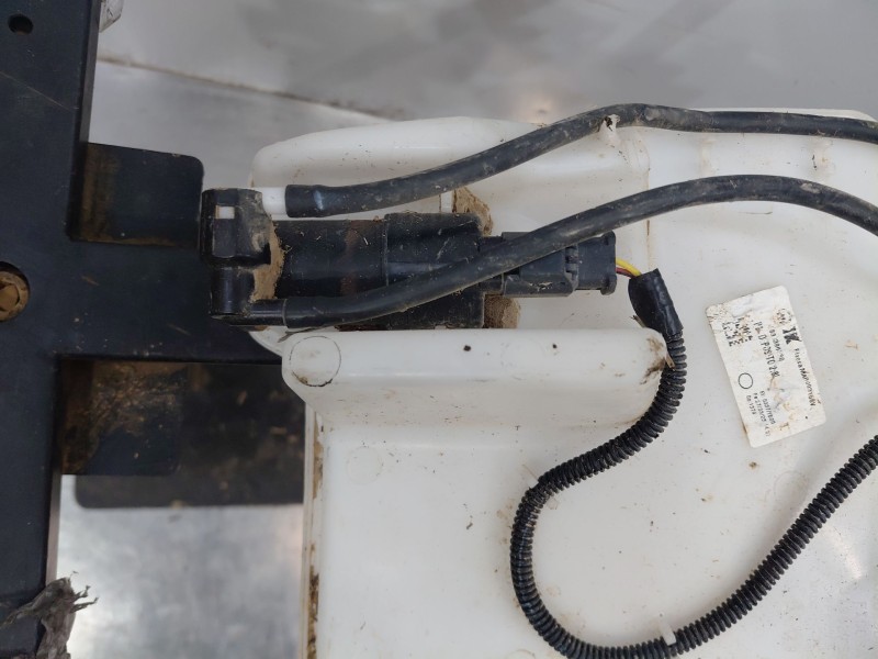 Recambio de deposito limpia para peugeot 2008 (p2) allure puretech referencia OEM IAM   