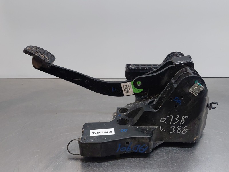 Recambio de pedal freno para mg zs suv referencia OEM IAM   