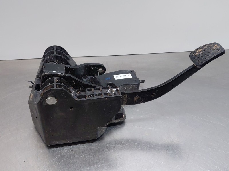 Recambio de pedal freno para mg zs suv referencia OEM IAM   