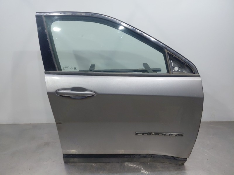 Recambio de puerta delantera derecha para jeep compass ii multiair referencia OEM IAM   