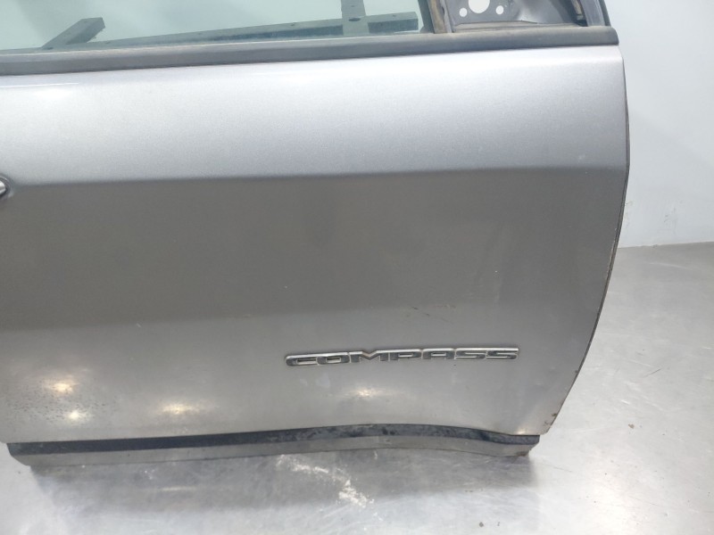 Recambio de puerta delantera derecha para jeep compass ii multiair referencia OEM IAM   