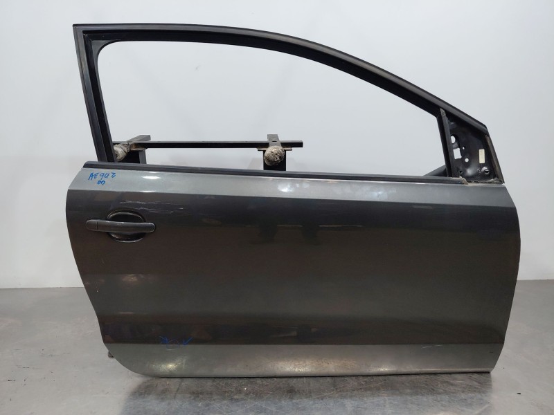 Recambio de puerta delantera derecha para volkswagen polo v (6r1, 6c1) 1.2 tsi referencia OEM IAM 6R3831056J  
