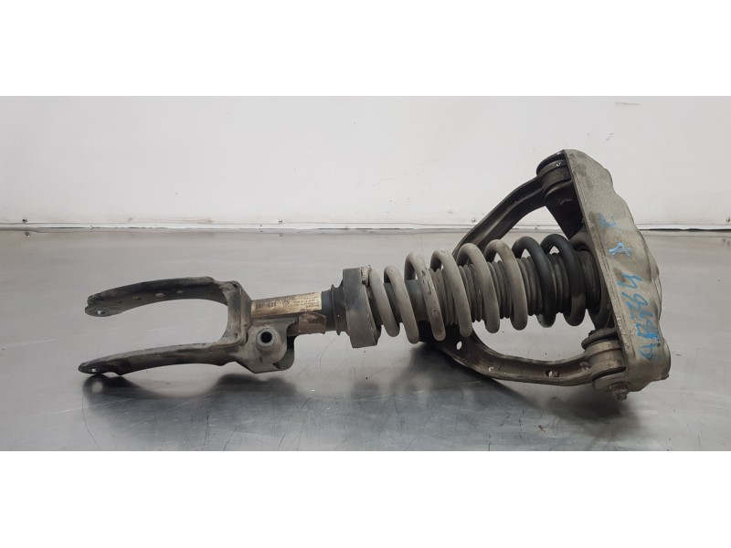 Recambio de amortiguador delantero izquierdo para volkswagen touareg (7l6) v6 tdi referencia OEM IAM 7L6413031S  