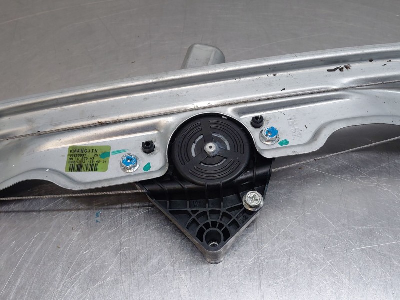 Recambio de elevalunas trasero izquierdo para mg zs suv referencia OEM IAM   