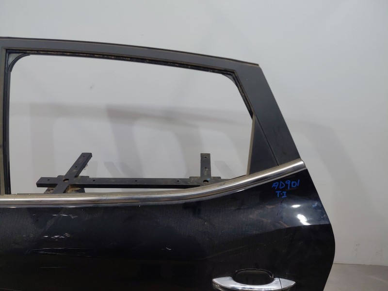 Recambio de puerta trasera izquierda para mg zs suv referencia OEM IAM   