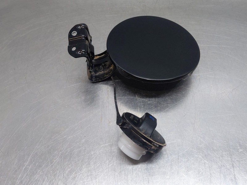 Recambio de tapa exterior combustible para mg zs suv referencia OEM IAM   