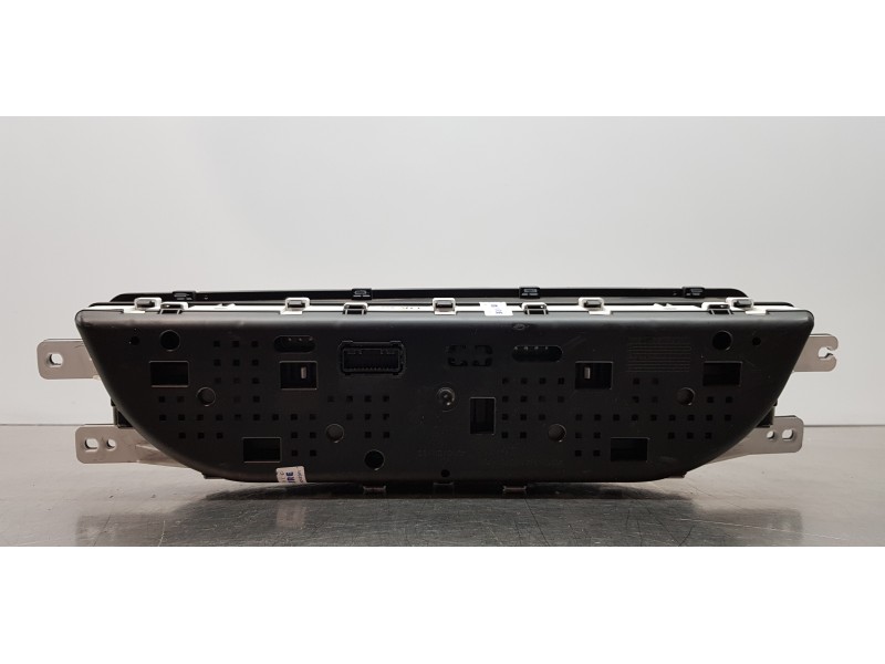 Recambio de cuadro instrumentos para ssangyong rodius xdi limited referencia OEM IAM 8023021530  