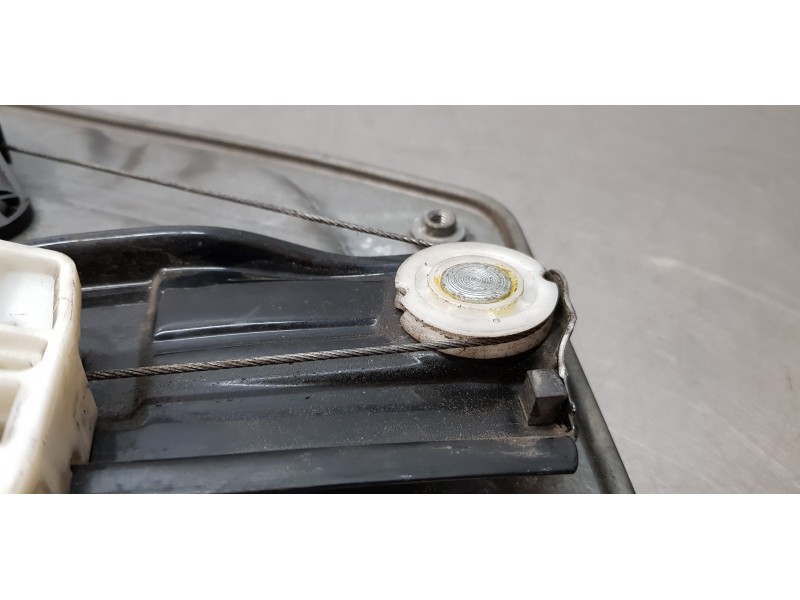 Recambio de elevalunas trasero derecho para skoda superb combi (3t5) ambition referencia OEM IAM 3T0839462   Recambio de elevalunas trasero derecho para skoda superb combi (3t5) ambition referencia OEM IAM 3T0839462